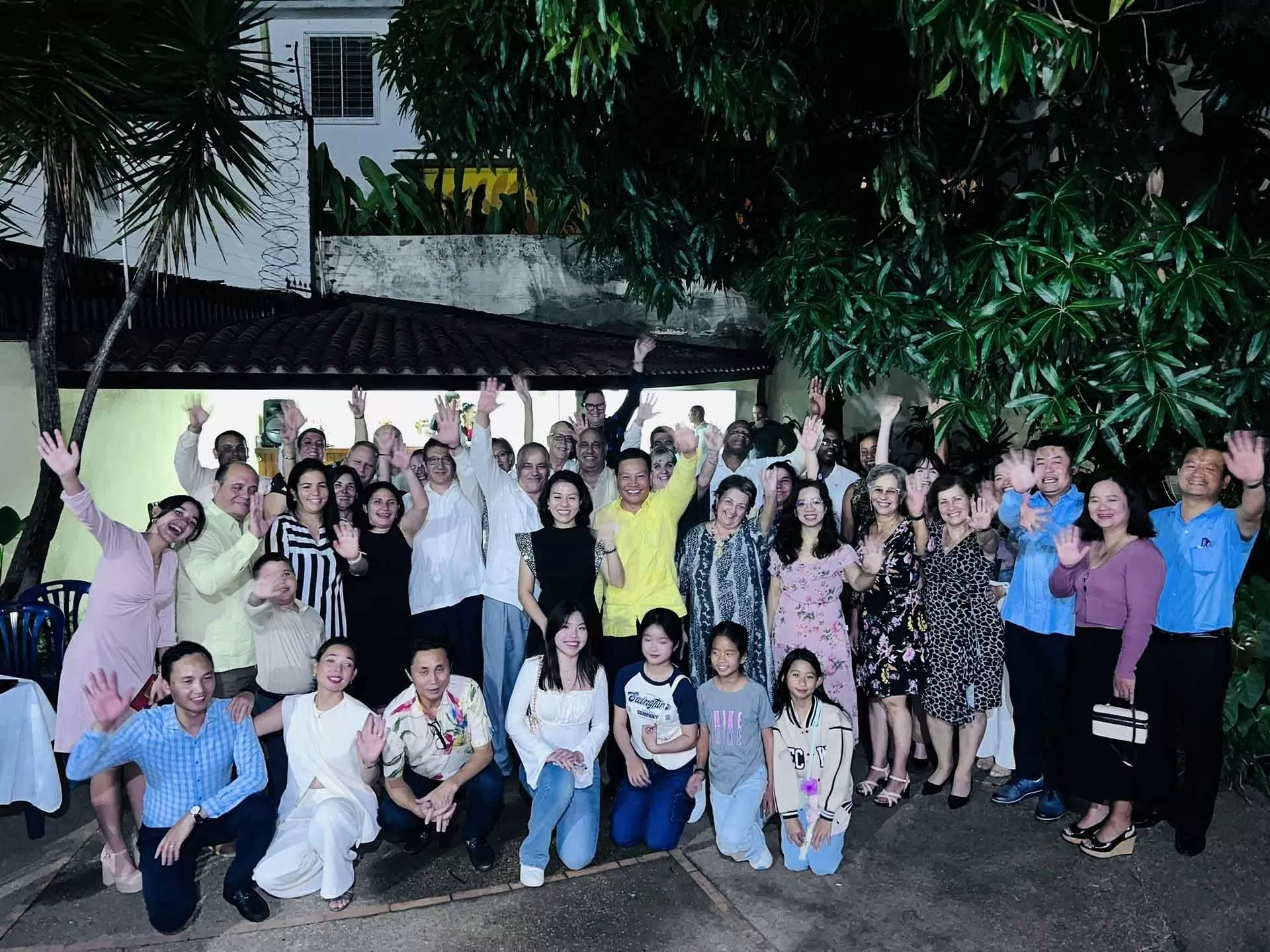 Đại sứ quán Việt Nam tại Venezuela chúc mừng Quốc khánh Cuba Đại sứ quán Việt Nam tại Venezuela chúc mừng Quốc khánh Cuba