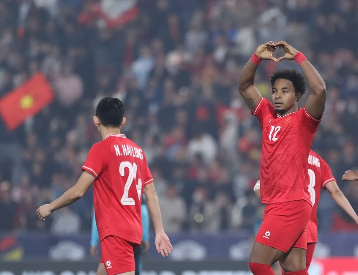 Chung kết ASEAN Cup 2024: Tổ trọng tài Qatar điều khiển trận đấu đội tuyển Việt Nam và Thái Lan Chung kết ASEAN Cup 2024: Tổ trọng tài Qatar điều khiển trận đấu đội tuyển Việt Nam và Thái Lan