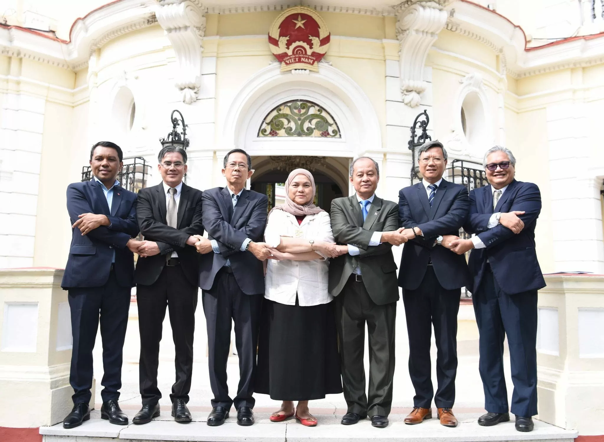 Việt Nam bàn giao chức Chủ tịch Ủy ban ASEAN tại Cuba cho Campuchia Việt Nam bàn giao chức Chủ tịch Ủy ban ASEAN tại Cuba cho Campuchia