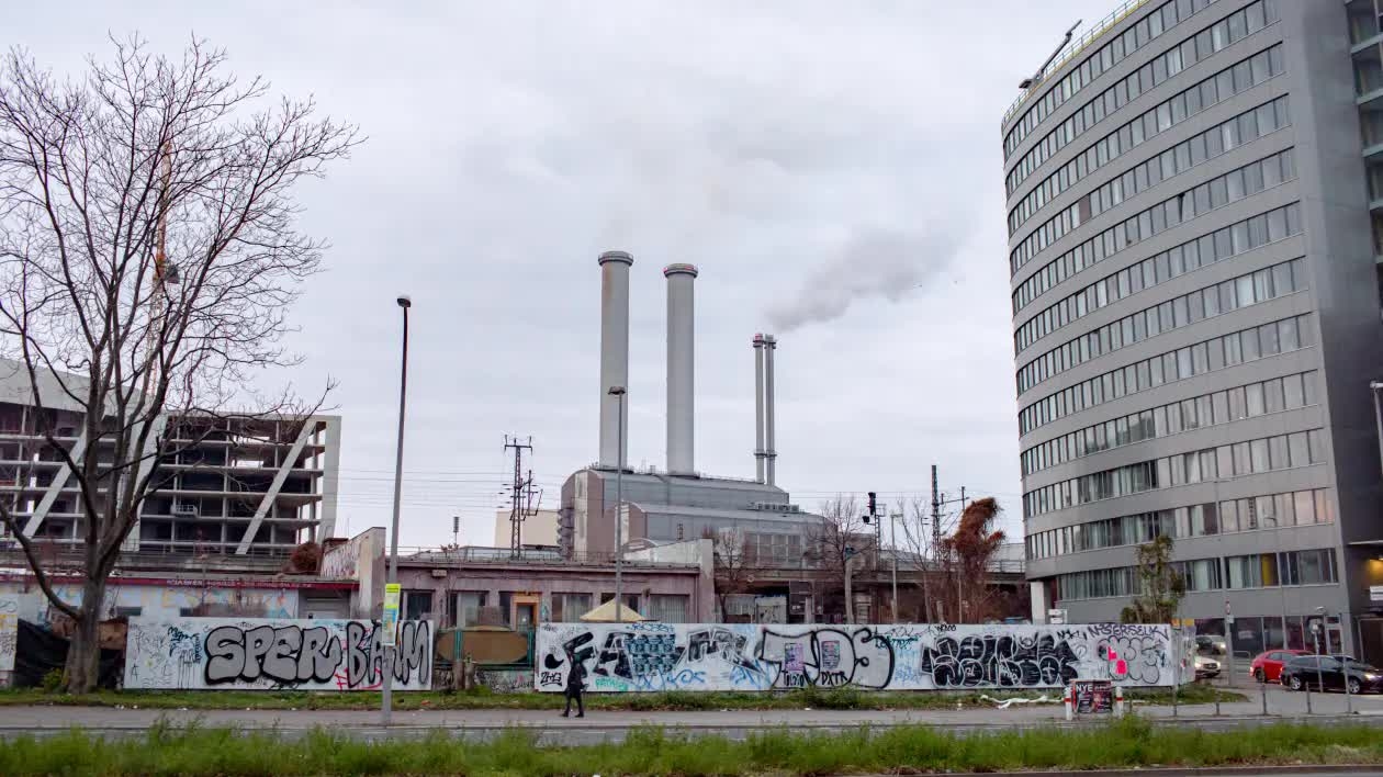 'Chạy đua' lấp đầy kho dự trữ khí đốt, quyết tâm 'cai' năng lượng Nga, EU vẫn mua hàng kỷ lục qua đường ống TurkStream