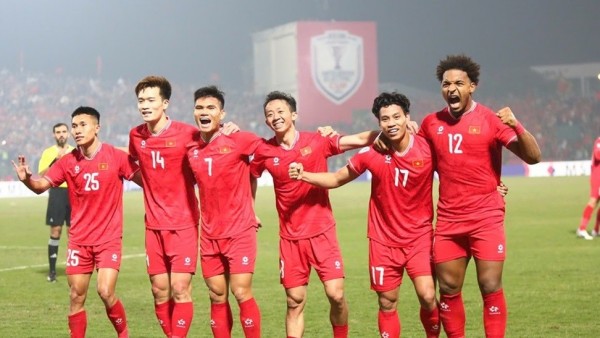 Xuân Son tiết lộ hai đồng đội ăn ý ở tuyển Việt Nam