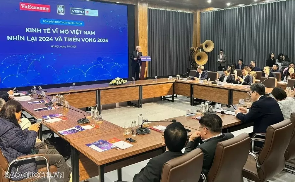 Để nền kinh tế Việt Nam năm 2025 'vượt cơn gió ngược' Để nền kinh tế Việt Nam năm 2025 'vượt cơn gió ngược'
