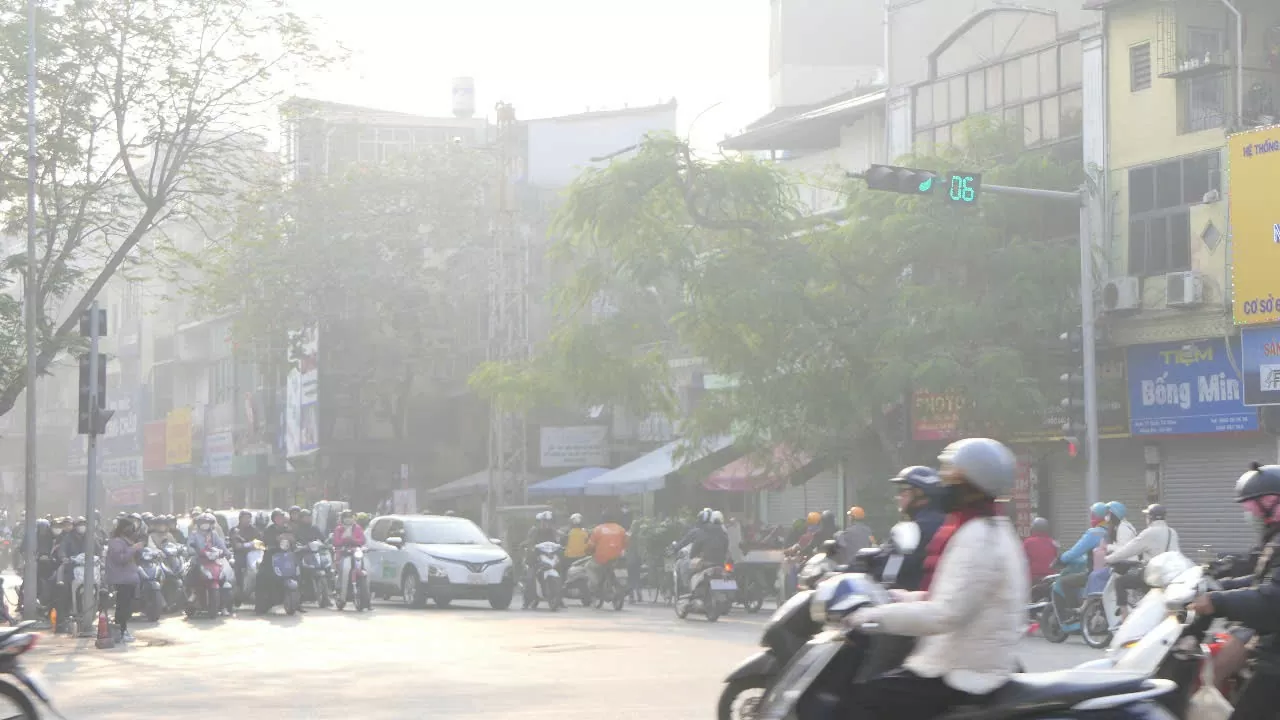 Giao thông Thủ đô 'nghiêm chỉnh' trong những ngày đi làm đầu tiên của năm 2025 Giao thông Thủ đô 'nghiêm chỉnh' trong những ngày đi làm đầu tiên của năm 2025
