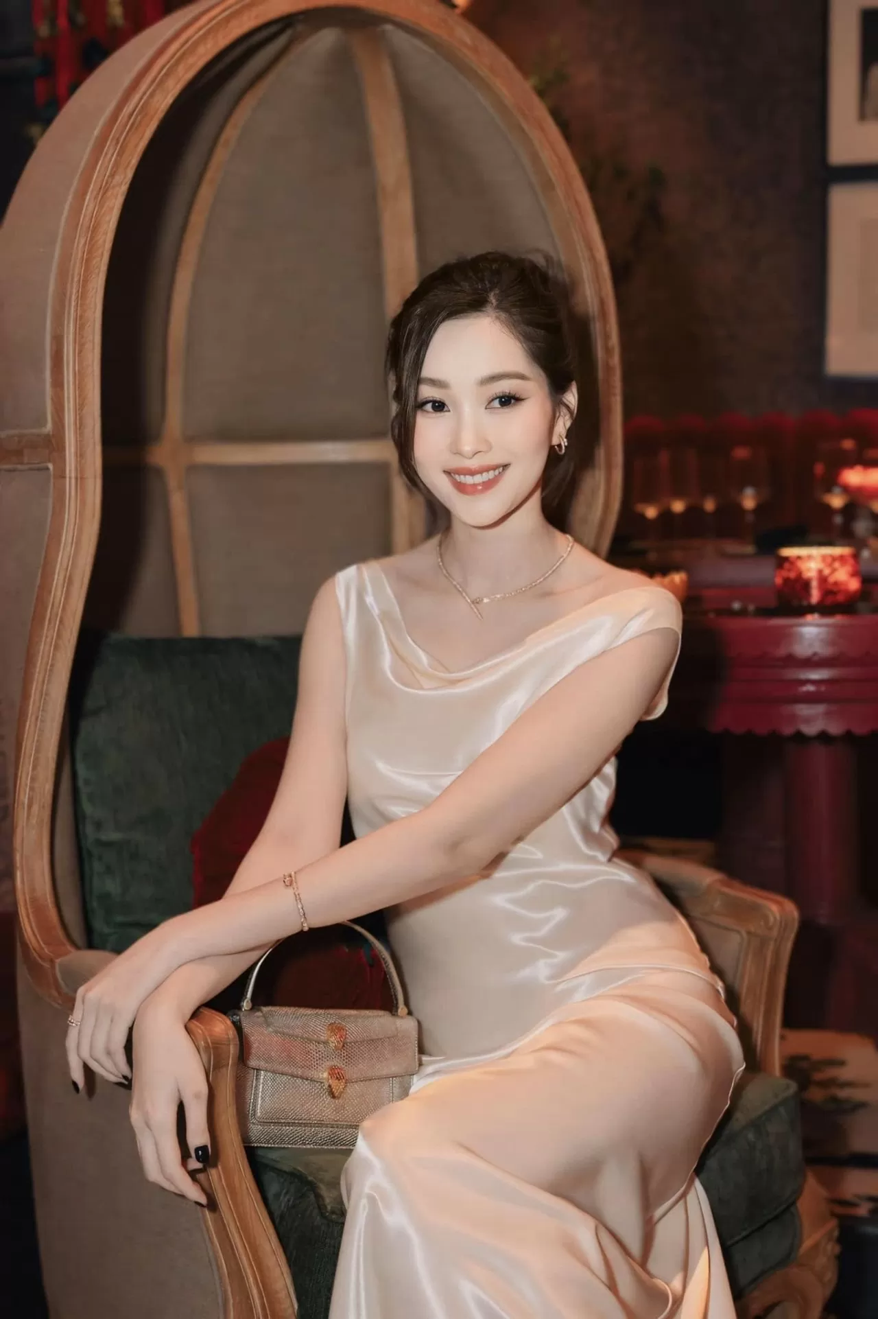 Hoa hậu Đặng Thu Thảo Hoa hậu Đặng Thu Thảo