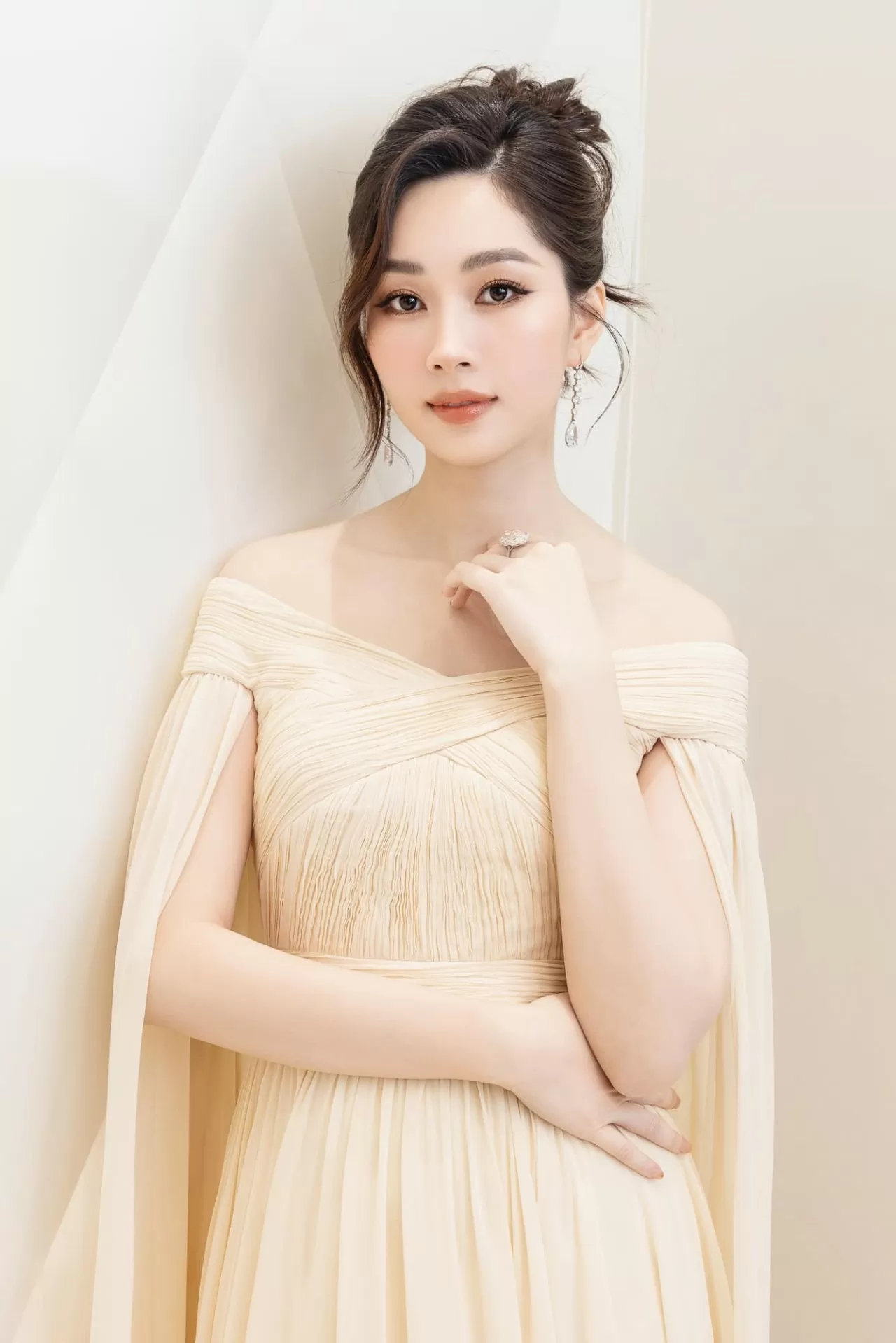 Hoa hậu Đặng Thu Thảo Hoa hậu Đặng Thu Thảo