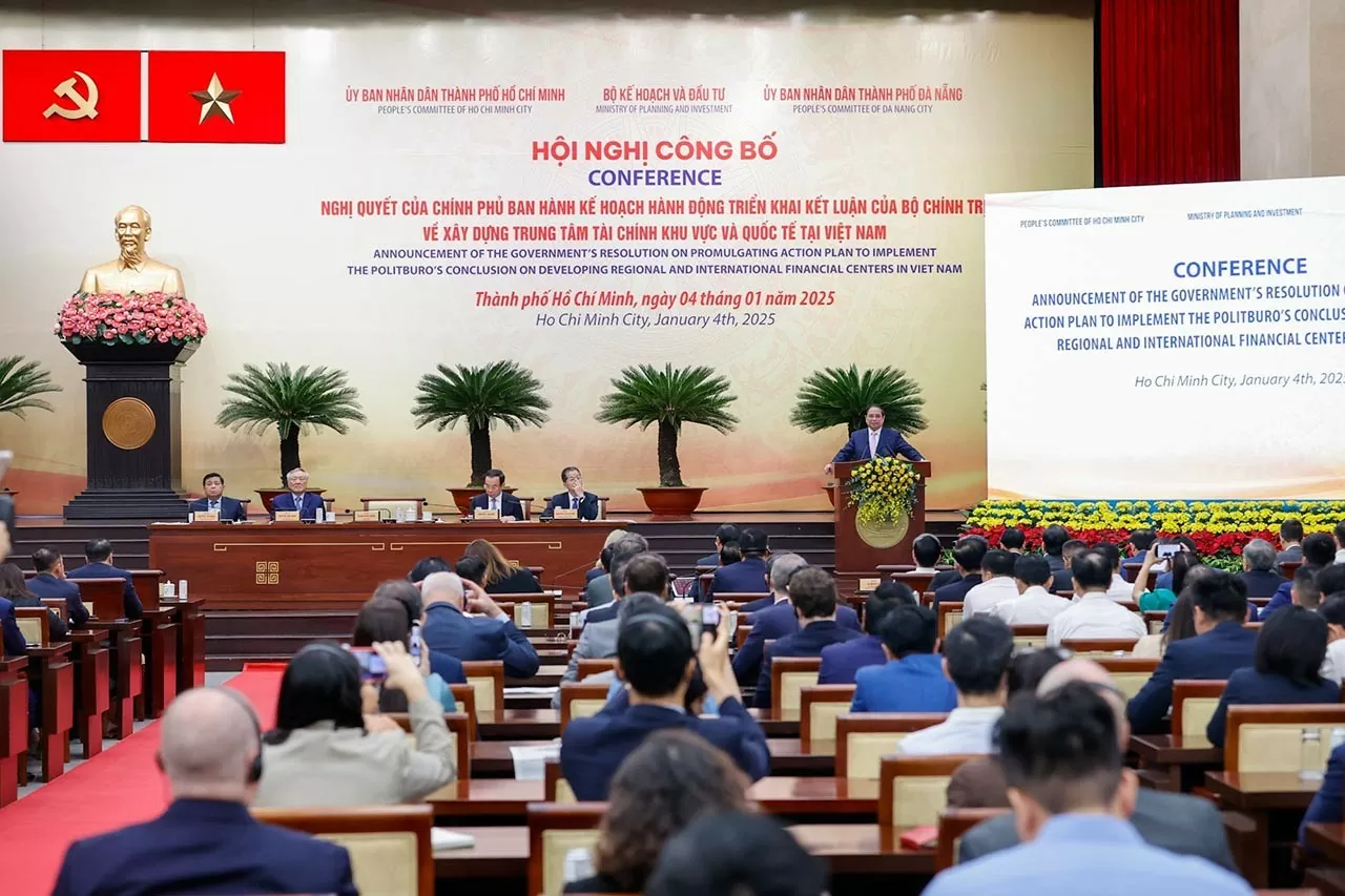 Thủ tướng Phạm Minh Chính chủ trì Hội nghị công bố Nghị quyết 259 của Chính phủ ngày 31/12/2024 ban hành Kế hoạch hành động triển khai Kết luận của Bộ Chính trị về xây dựng Trung tâm Tài chính khu vực và quốc tế tại TPHCM - Ảnh: VGP/Nhật Bắc Thủ tướng Phạm Minh Chính chủ trì Hội nghị công bố Nghị quyết 259 của Chính phủ ngày 31/12/2024 ban hành Kế hoạch hành động triển khai Kết luận của Bộ Chính trị về xây dựng Trung tâm Tài chính khu vực và quốc tế tại TPHCM - Ảnh: VGP/Nhật Bắc
