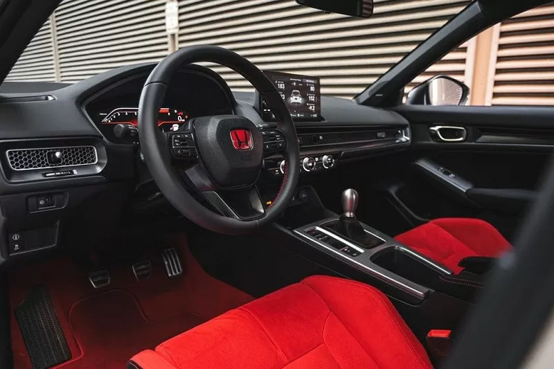 Honda Civic Type R tại Việt Nam âm thầm tăng giá bán