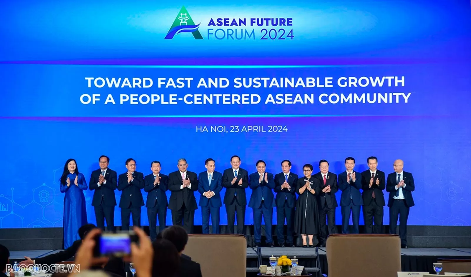 Diễn đàn Tương lai ASEAN 2025: Đoàn kết, bao trùm và tự cường giữa 'mênh mông biến động' sẽ tạo nên giá trị thương hiệu của ASEAN Diễn đàn Tương lai ASEAN 2025: Đoàn kết, bao trùm và tự cường giữa 'mênh mông biến động' sẽ tạo nên giá trị thương hiệu của ASEAN