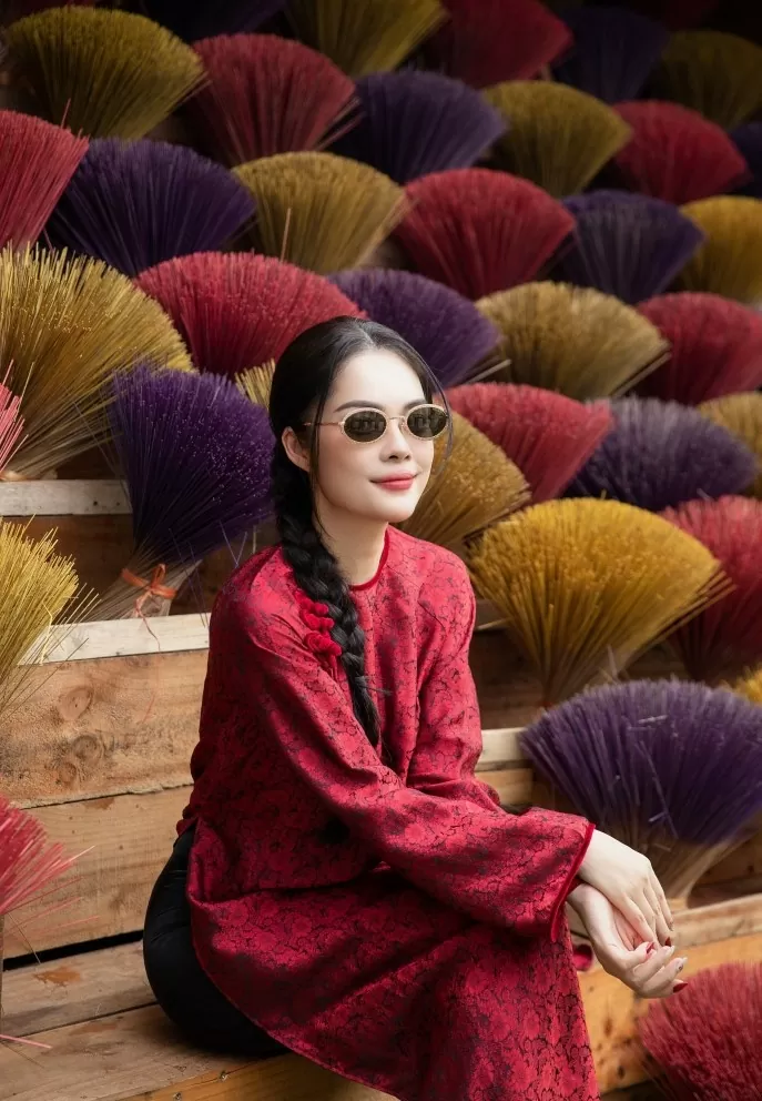 Diễn viên Dương Cẩm Lynh đẹp nền nã trong tà áo dài Diễn viên Dương Cẩm Lynh đẹp nền nã trong tà áo dài