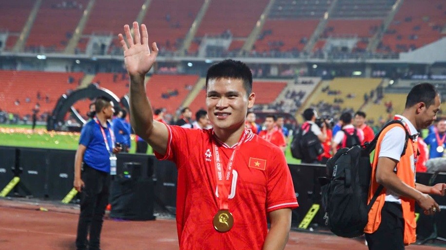 HLV Kim Sang Sik: Tôi thấy có lỗi với Tuấn Hải