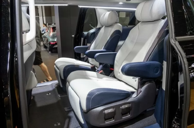 Kia Carnival hybrid 'rục rịch' ra mắt thị trường Việt Nam, giá dự kiến gần 1,85 tỷ đồng Kia Carnival hybrid 'rục rịch' ra mắt thị trường Việt Nam, giá dự kiến gần 1,85 tỷ đồng