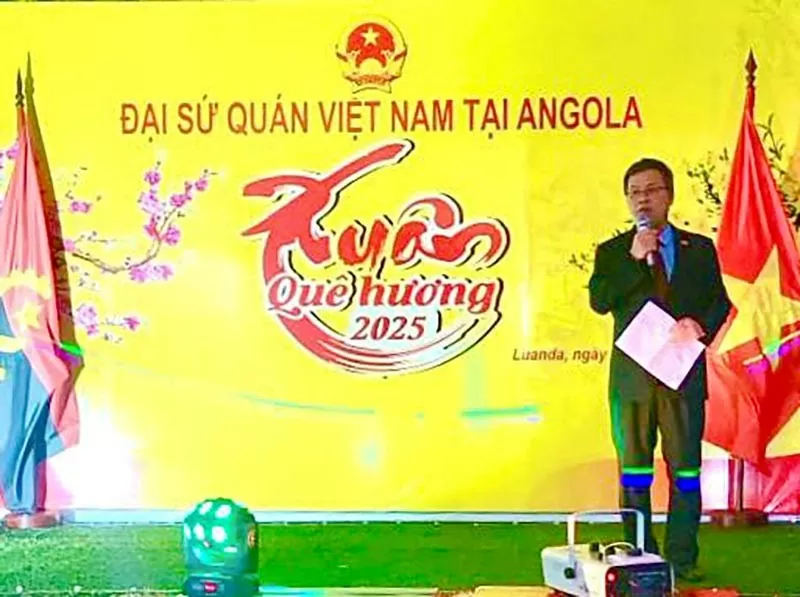 Xuân Quê hương 2025 tại Angola: Rộn ràng không khí mừng Đảng, mừng Xuân, đón chào năm mới Xuân Quê hương 2025 tại Angola: Rộn ràng không khí mừng Đảng, mừng Xuân, đón chào năm mới