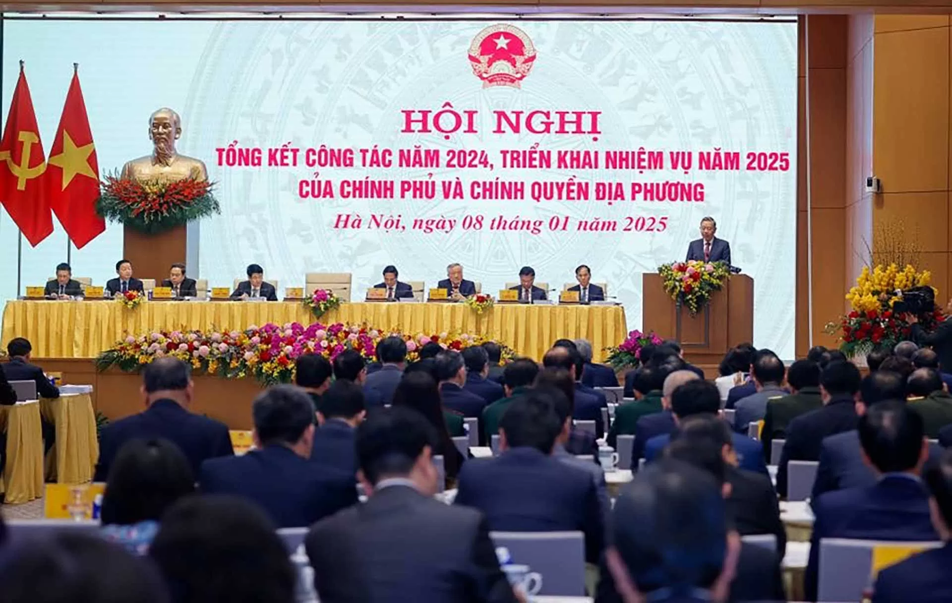 Tổng Bí thư Tô Lâm: Thống nhất nhận thức và hành động, tiếp tục tiến hành công cuộc đổi mới về kinh tế Tổng Bí thư Tô Lâm: Thống nhất nhận thức và hành động, tiếp tục tiến hành công cuộc đổi mới về kinh tế