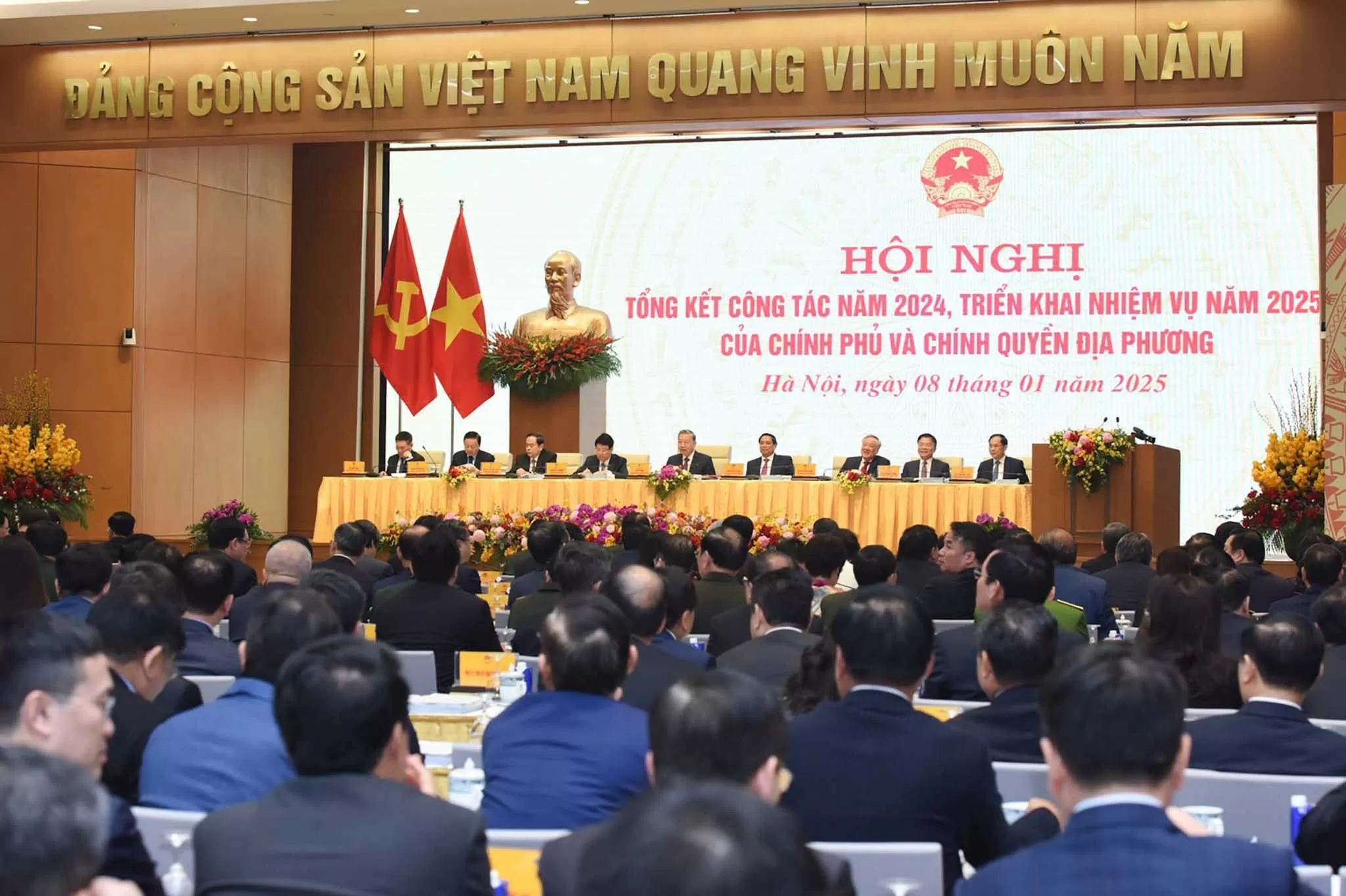 Phát biểu của Tổng Bí thư tại Hội nghị tổng kết công tác năm 2024, triển khai nhiệm vụ năm 2025 của Chính phủ và chính quyền địa phương Phát biểu của Tổng Bí thư tại Hội nghị tổng kết công tác năm 2024, triển khai nhiệm vụ năm 2025 của Chính phủ và chính quyền địa phương