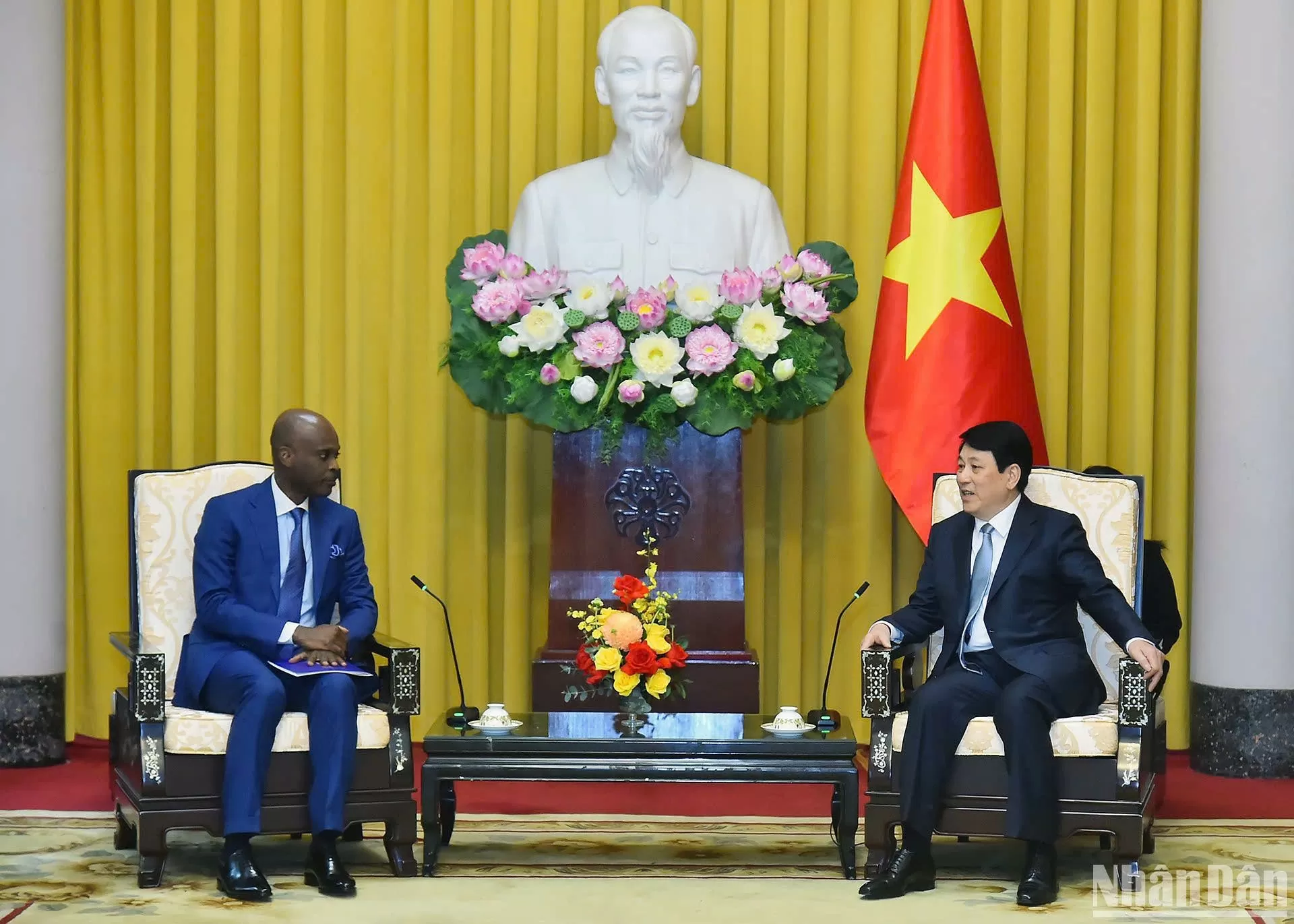 Thúc đẩy hơn nữa quan hệ hữu nghị và hợp tác nhiều mặt giữa Việt Nam và Togo Thúc đẩy hơn nữa quan hệ hữu nghị và hợp tác nhiều mặt giữa Việt Nam và Togo