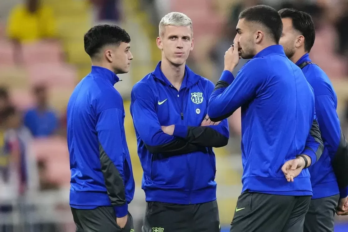 Barcelona: Dani Olmo và Pau Victor được thi đấu ở trận chung kết Siêu cup Tây Ban Nha Barcelona: Dani Olmo và Pau Victor được thi đấu ở trận chung kết Siêu cup Tây Ban Nha