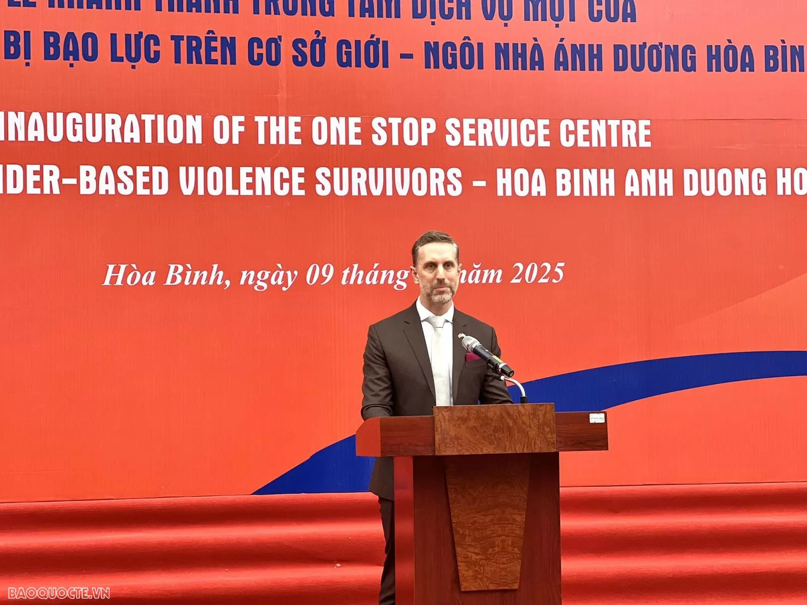 Khai trương Ngôi nhà Án Dương tại tỉnh Hòa Bình hỗ trợ phụ nữ và trẻ em bị bạo lực Khai trương Ngôi nhà Án Dương tại tỉnh Hòa Bình hỗ trợ phụ nữ và trẻ em bị bạo lực