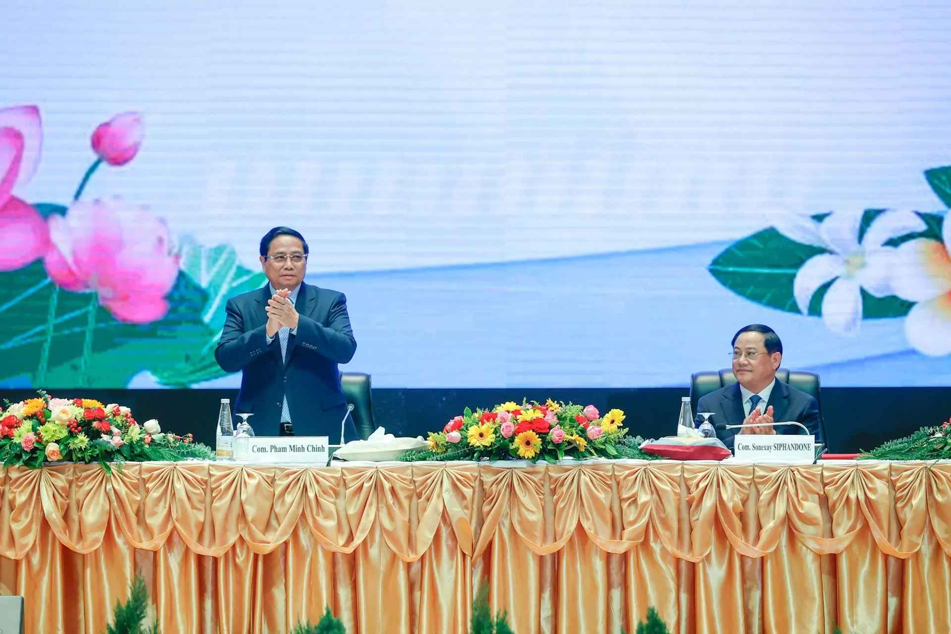 Hội nghị hợp tác đầu tư Việt Nam-Lào: Thúc đẩy cùng phát triển bền vững và thịnh vượng Hội nghị hợp tác đầu tư Việt Nam-Lào: Thúc đẩy cùng phát triển bền vững và thịnh vượng