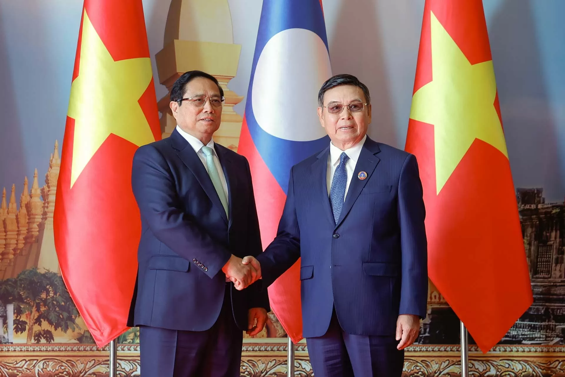 Thủ tướng Phạm Minh Chính hội kiến Chủ tịch Quốc hội Lào Thủ tướng Phạm Minh Chính hội kiến Chủ tịch Quốc hội Lào