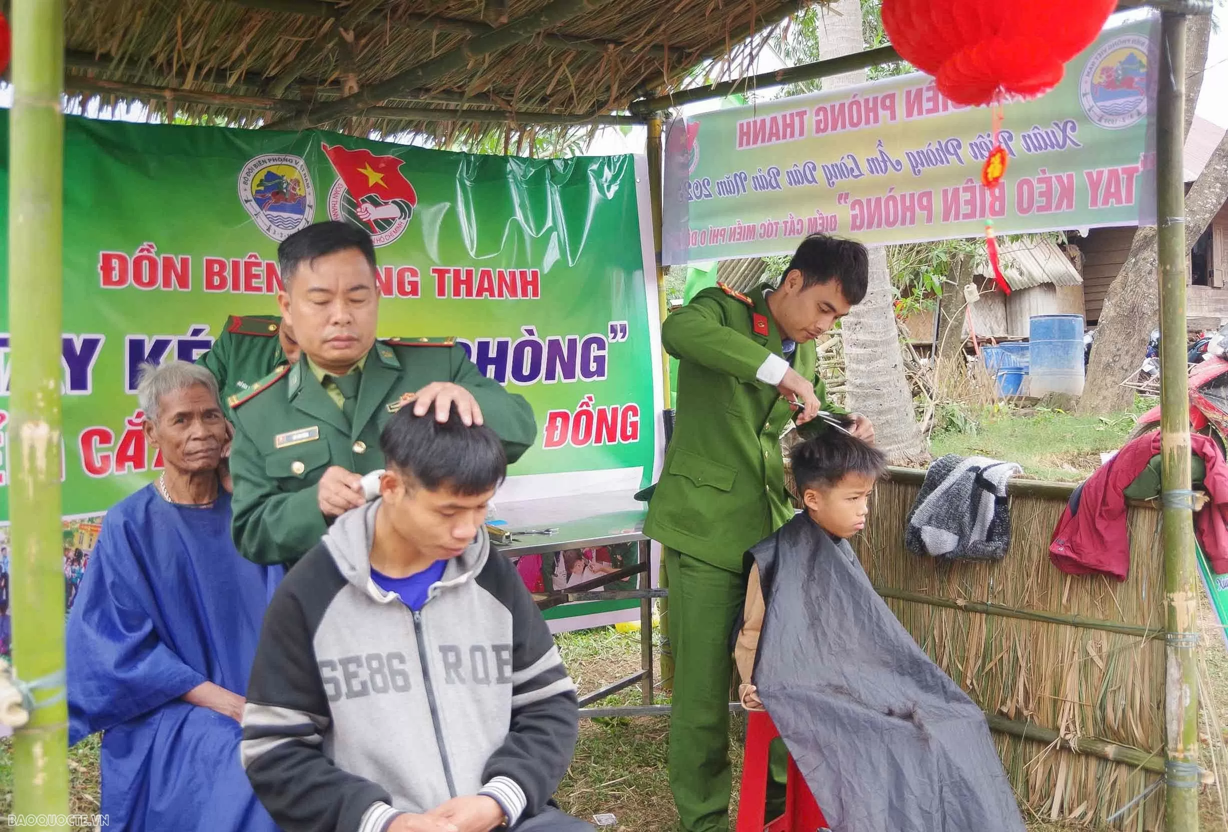 Quảng Trị: Mang xuân đến bà con nơi biên giới Quảng Trị: Mang xuân đến bà con nơi biên giới