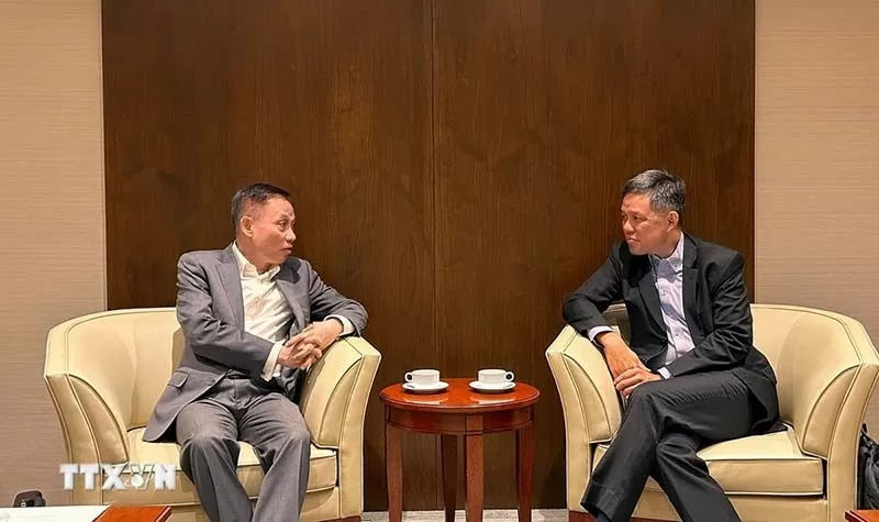 Việt Nam luôn coi trọng và mong muốn tiếp tục thúc đẩy quan hệ Đối tác chiến lược với Singapore Việt Nam luôn coi trọng và mong muốn tiếp tục thúc đẩy quan hệ Đối tác chiến lược với Singapore