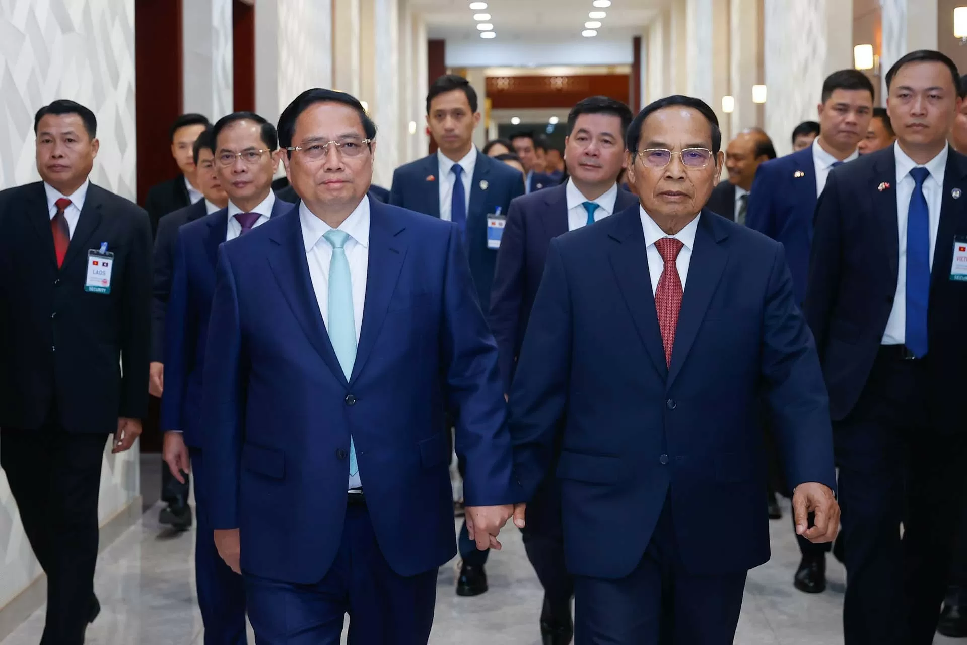 Thủ tướng Phạm Minh Chính tiếp đồng chí Bounthong Chitmany, Thường trực Ban Bí thư, Phó Chủ tịch nước Lào. (Nguồn: VGP) Thủ tướng Phạm Minh Chính tiếp đồng chí Bounthong Chitmany, Thường trực Ban Bí thư, Phó Chủ tịch nước Lào. (Nguồn: VGP)