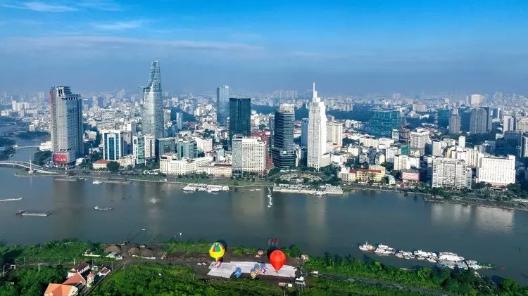 bat dong san thi truong hung phan du dia tang gia chung cu van con canh bao sot dat ao theo thong tin sap nhap chinh sach co hieu luc moi nhat