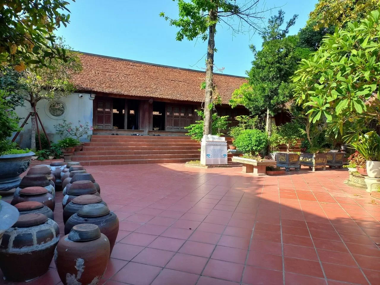 Làng cổ Đường Lâm: Nơi lưu giữ nét văn hóa đồng bằng Bắc Bộ Làng cổ Đường Lâm: Nơi lưu giữ nét văn hóa đồng bằng Bắc Bộ