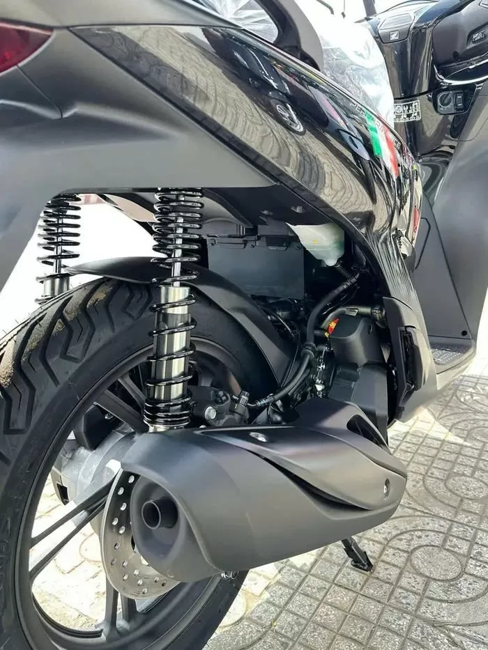 Cận cảnh Honda SH150i Sport Edition 2025 vừa về Việt Nam, giá hơn 200 triệu đồng Cận cảnh Honda SH150i Sport Edition 2025 vừa về Việt Nam, giá hơn 200 triệu đồng