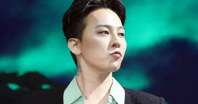 G-Dragon (BIGBANG) gây ‘bão’ khi làm đại diện cho Hana Bank G-Dragon (BIGBANG) gây ‘bão’ khi làm đại diện cho Hana Bank