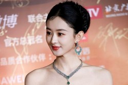 Diễn viên Triệu Lệ Dĩnh trở thành 'Nữ hoàng Weibo' 2024