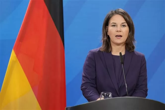 Tình hình Syria: Đức yêu cầu tiếp tục 'mạnh tay' với các đồng minh của cựu Tổng thống al-Assad Tình hình Syria: Đức yêu cầu tiếp tục 'mạnh tay' với đồng minh của cựu Tổng thống al-Assad