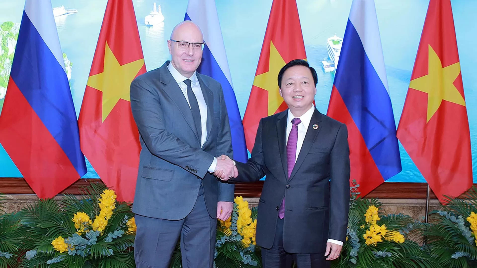 Phó Thủ tướng Trần Hồng Hà làm việc với Phó Thủ tướng Liên bang Nga Phó Thủ tướng Trần Hồng Hà làm việc với Phó Thủ tướng Liên bang Nga