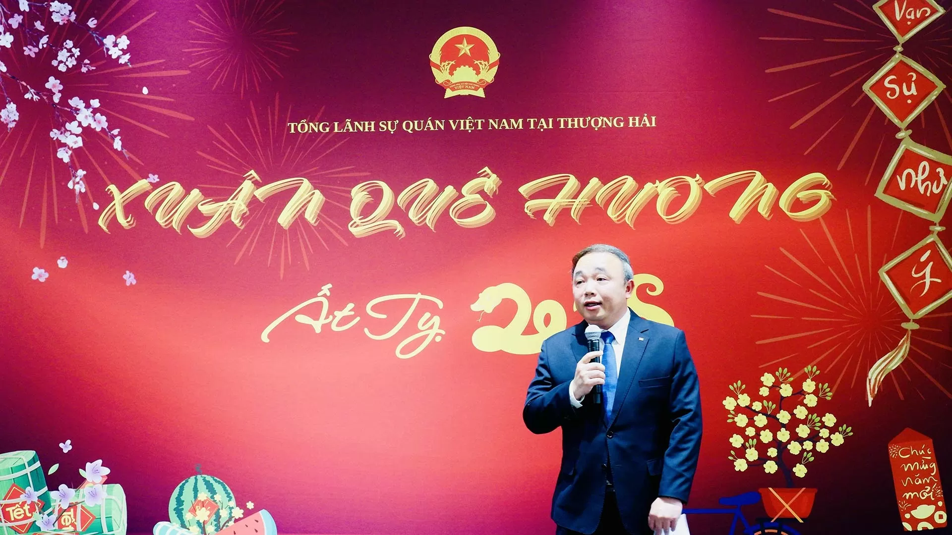 Tưng bừng Xuân Quê hương 2025 tại khu vực Hoa Đông, Trung Quốc