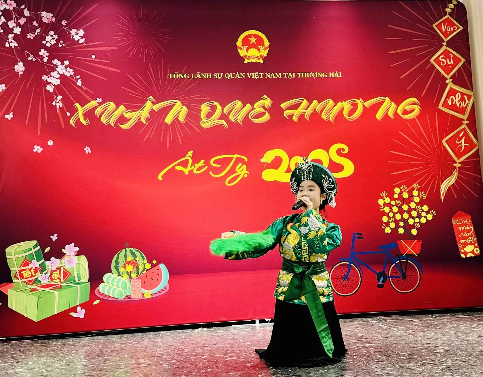 Tưng bừng Xuân Quê hương 2025 tại khu vực Hoa Đông, Trung Quốc Tưng bừng Xuân Quê hương 2025 tại khu vực Hoa Đông, Trung Quốc