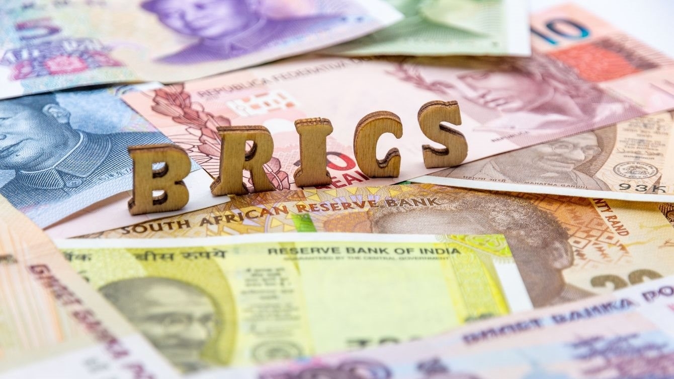 chu tich luan phien brics noi ve viec thay the dong usd khang dinh khong chong phuong tay