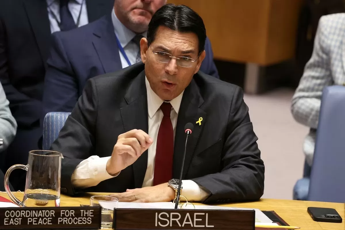 Israel cáo buộc Iran hỗ trợ Hezbollah 'hồi máu' và tái trang bị Israel cáo buộc Iran hỗ trợ Hezbollah 'hồi máu' và tái trang bị