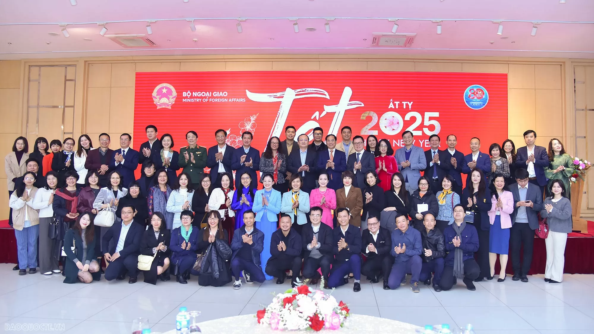 Sáng 14/1, tại Hà Nội, Phó Thủ tướng, Bộ trưởng Bùi Thanh Sơn chủ trì cuộc  gặp mặt thân mật giữa Bộ Ngoại giao và các cơ quan báo chí Việt Nam nhân dịp Xuân Ất Tỵ 2025. (Ảnh: Tuấn Anh)