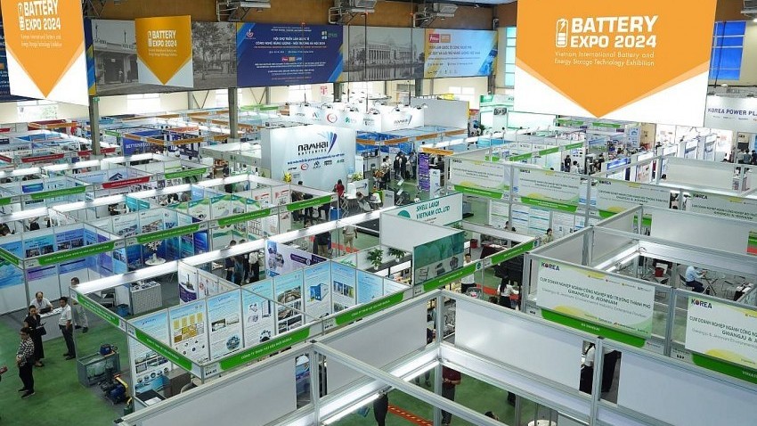 viet nam dang cai dien dan va trien lam quoc te nang luong vcea 2025