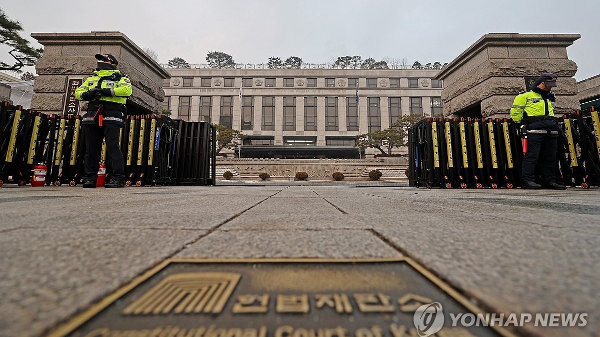 han quoc toa an ket thuc phien xet xu tong thong yoon suk yeol sau 4 phut quan doi se khong can tro lenh bat