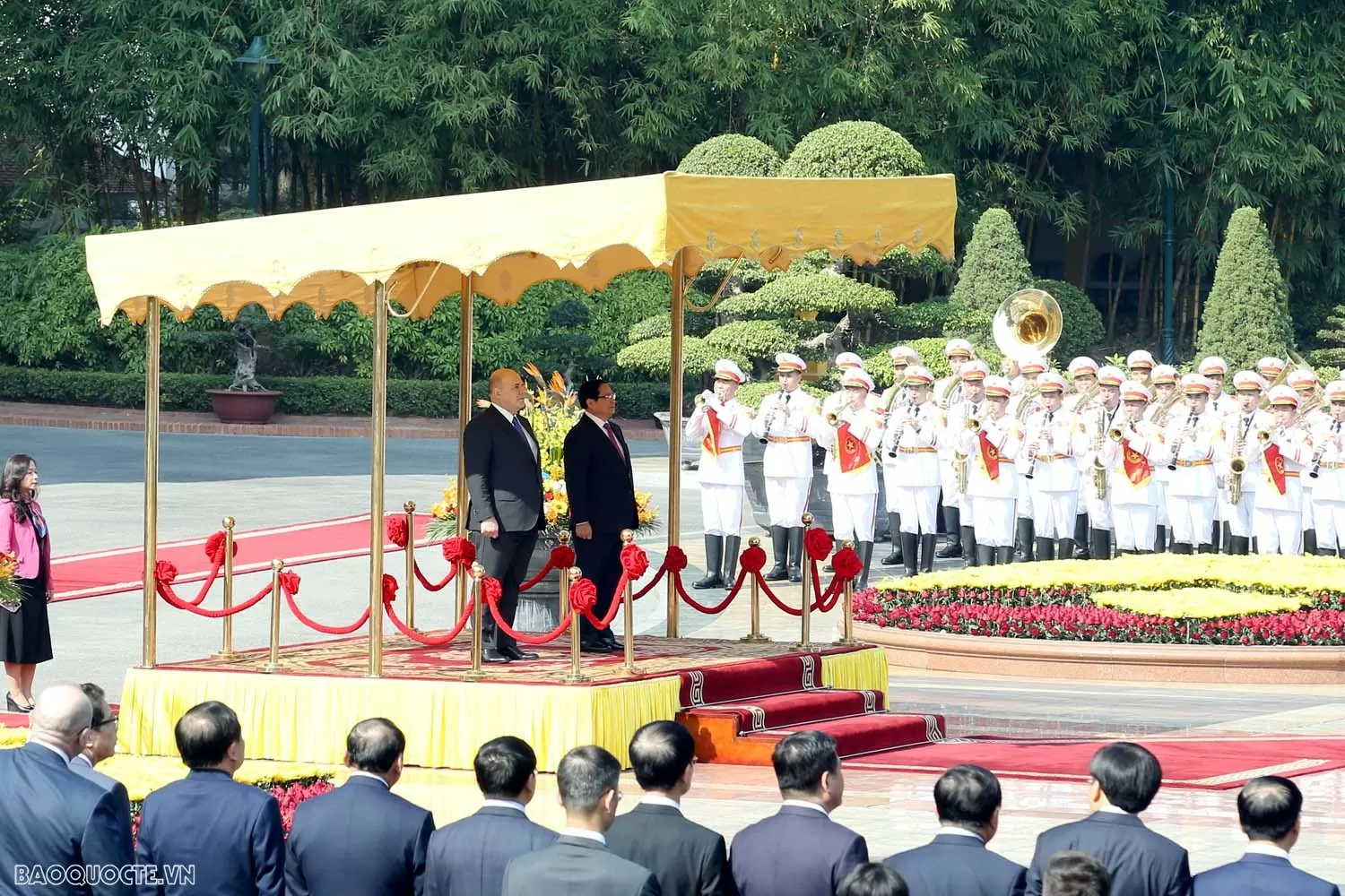 Thủ tướng Phạm Minh Chính chủ trì lễ đón Thủ tướng Nga Mikhail Mishustin thăm chính thức Việt Nam