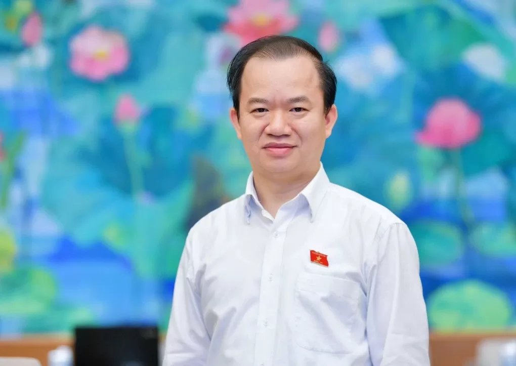ĐBQH Bùi Hoài Sơn ĐBQH Bùi Hoài Sơn
