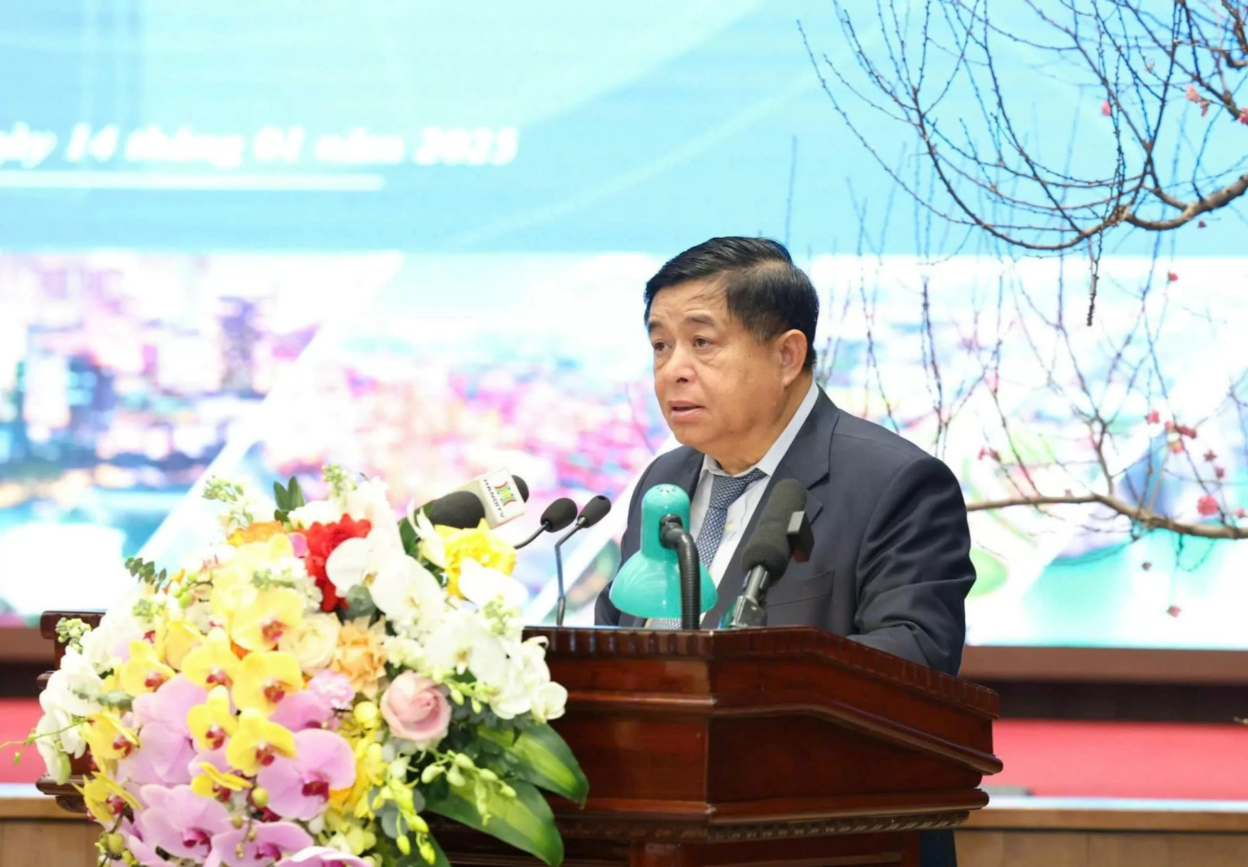 Tại Hội nghị Hội đồng điều phối vùng Đồng bằng sông Hồng (lần thứ 5) tổ chức sáng 14/1, Bộ trưởng Bộ Kế hoạch và Đầu tư Nguyễn Chí Dũng cho biết, năm 2024, kinh tế - xã hội của vùn Tại Hội nghị Hội đồng điều phối vùng Đồng bằng sông Hồng (lần thứ 5) tổ chức sáng 14/1, Bộ trưởng Bộ Kế hoạch và Đầu tư Nguyễn Chí Dũng cho biết, năm 2024, kinh tế - xã hội của vùn