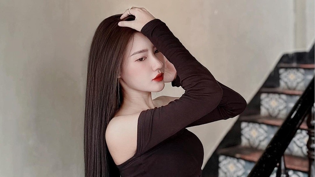 nhan sac xinh dep cua vo thu mon nguyen dinh trieu