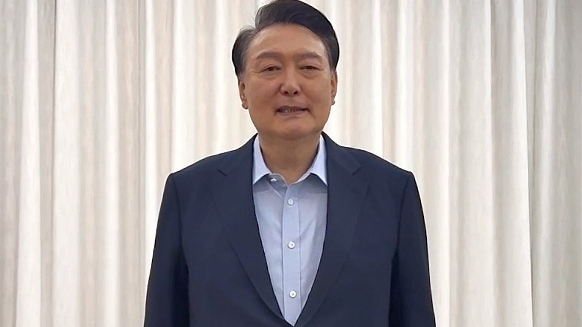 chua tung co trong lich su han quoc tong thong yoon suk yeol bi bat loi noi dau tien la gi