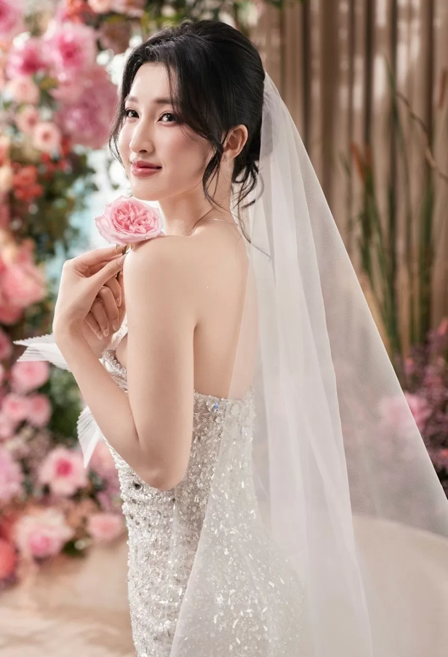 Á hậu Phương Nhi Á hậu Phương Nhi