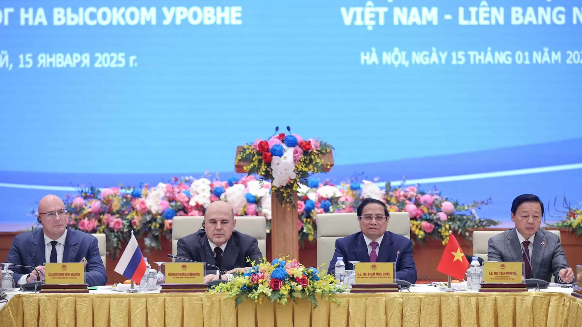 Thủ tướng Phạm Minh Chính và Thủ tướng Liên bang Nga Mikhail Mishustin đồng chủ trì Đối thoại doanh nghiệp cấp cao Việt Nam-Liên bang Nga. (Nguồn: VGP)
