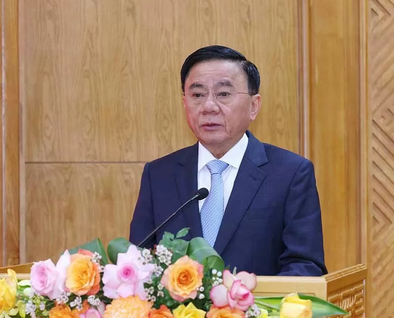 Phối hợp chặt chẽ, đồng bộ, kịp thời trong triển khai thực hiện bảo vệ nền tảng tư tưởng của Đảng Phối hợp chặt chẽ, đồng bộ, kịp thời trong triển khai thực hiện bảo vệ nền tảng tư tưởng của Đảng