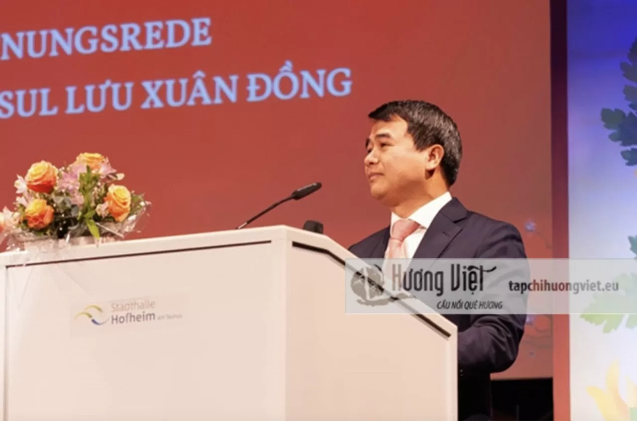 Tổng Lãnh sự quán Việt Nam tại Đức tổ chức Tết Cộng đồng mừng Xuân Ất Tỵ Tổng Lãnh sự quán Việt Nam tại Đức tổ chức Tết Cộng đồng mừng Xuân Ất Tỵ