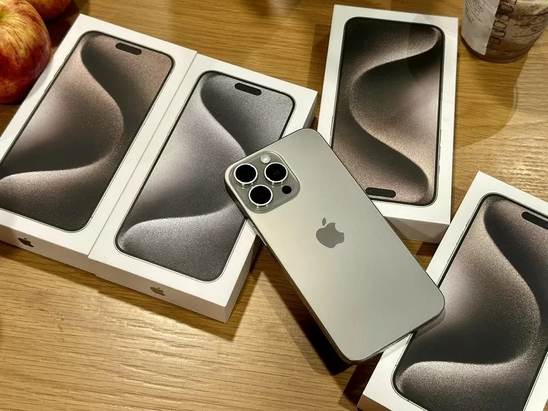 Apple bắt đầu bán iPhone 15 Pro và iPhone 15 Pro Max tân trang Apple bắt đầu bán iPhone 15 Pro và iPhone 15 Pro Max tân trang